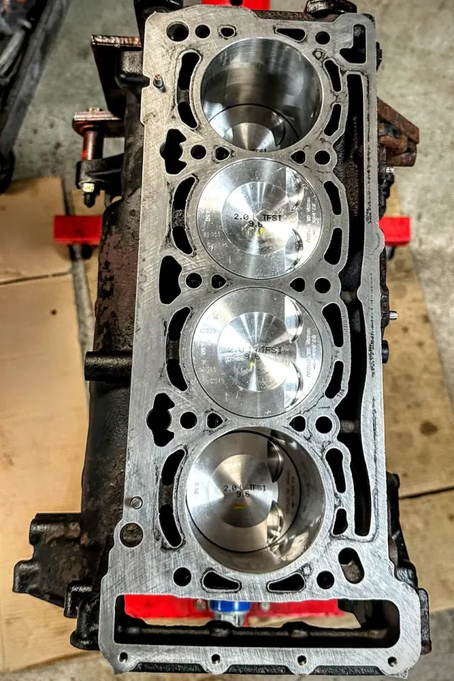 Wheel and performance brake assembly detail